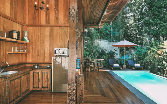 Candy Villa by Pramana Villas