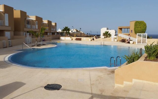 Apartment with 2 Bedrooms in Porís de Abona, with Wonderful Sea View, Pool Access, Furnished Terrace