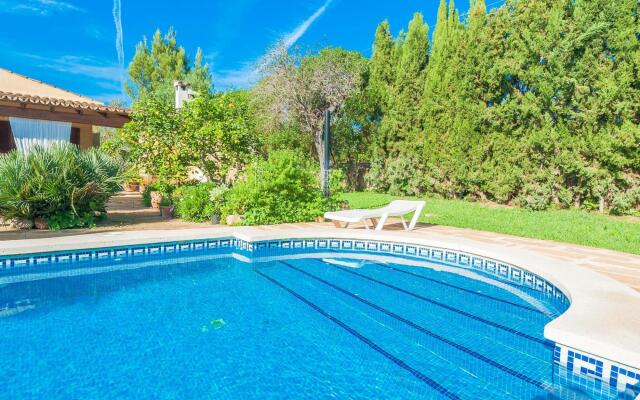 SON COLL - Villa for 5 people in Lloseta.