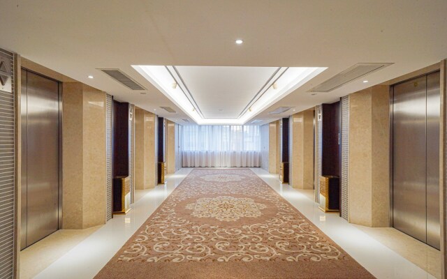 Guangdong Hotel-Free Shuttle & Registration Counter Service during Canton Fair