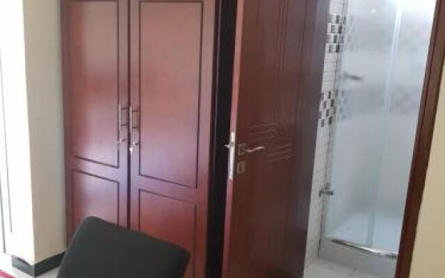 T.M.Y Hotel