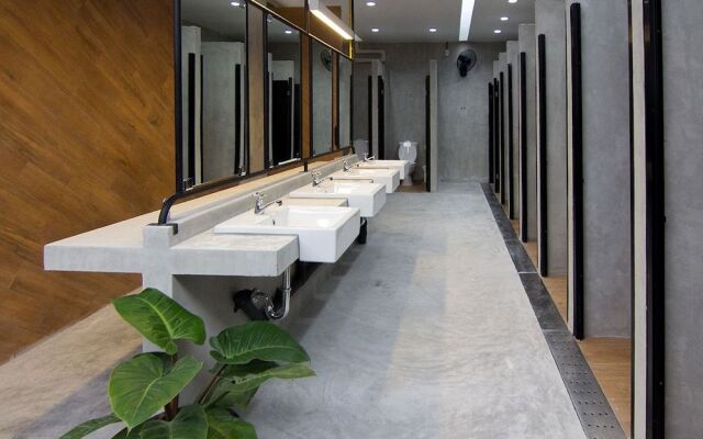 TAN Hostel x Cafe - Adults Only