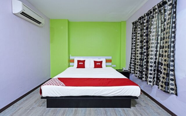 OYO 992 Orange Hotel Kuala Pilah