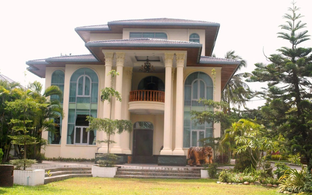 Myitkyina Plam Spring Resort Hotel