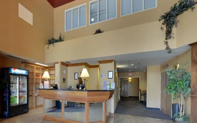 Crystal Inn Hotel & Suites