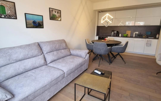 Svir Deluxe Apartment No 8