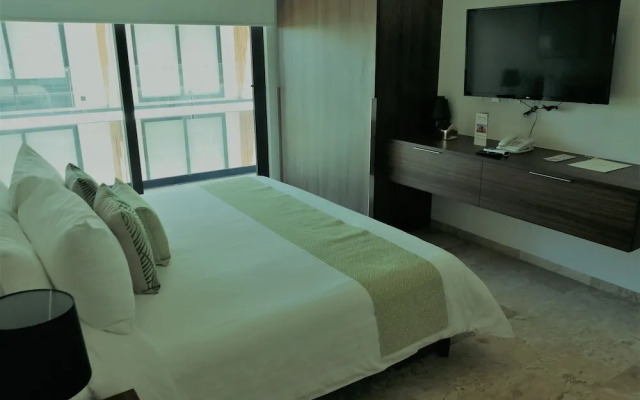 The Shore At 46Th Hotel