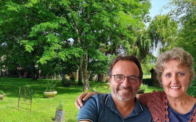 Gîte Saint-Julien-de-Lampon, 2 pièces, 2 personnes - FR-1-616-12