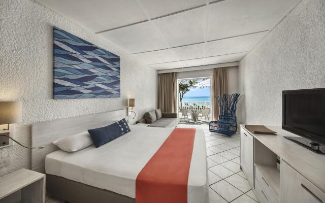 Astroea Beach Hotel