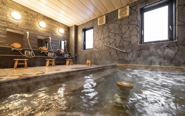 Super Hotel Mito Natural Onsen (Umesato no Yu)