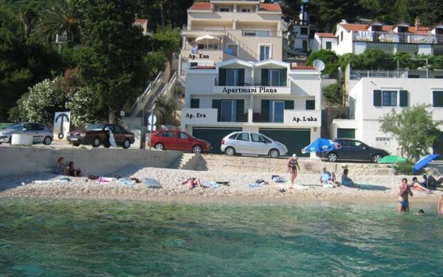 Apartmani Plana, Zaostrog