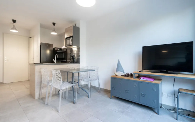 Villa in a Seaside Gateway