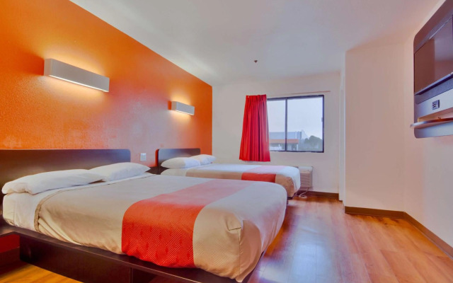 Motel 6 Dallas, TX - Fair Park