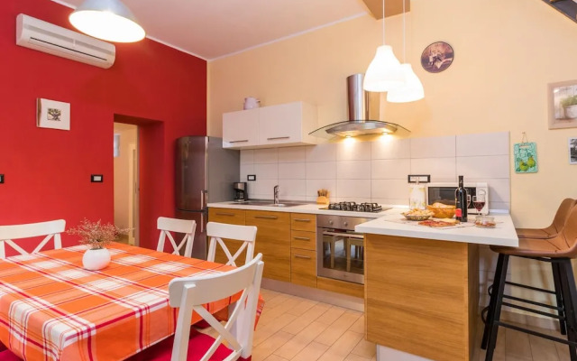 Apartment With Private Pool in Pula