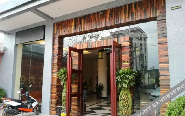 Ruyue Hotel