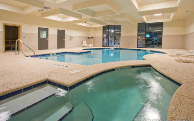 Holiday Inn Express Hotel & Suites Waycross by IHG