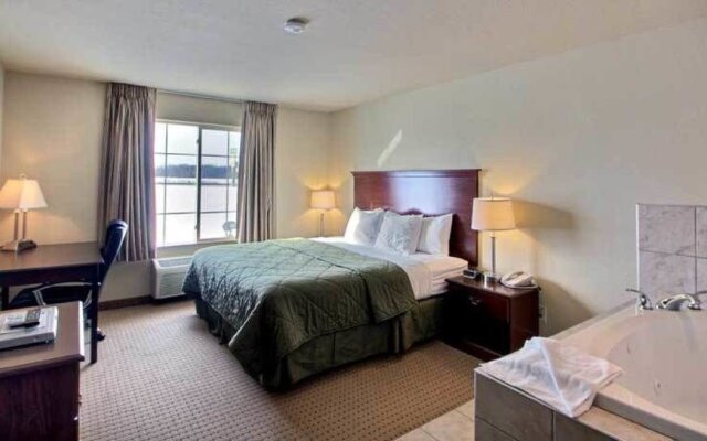 Cobblestone Inn & Suites