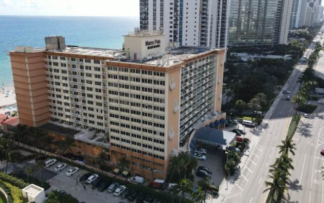 Areia Azul Aparts Miami