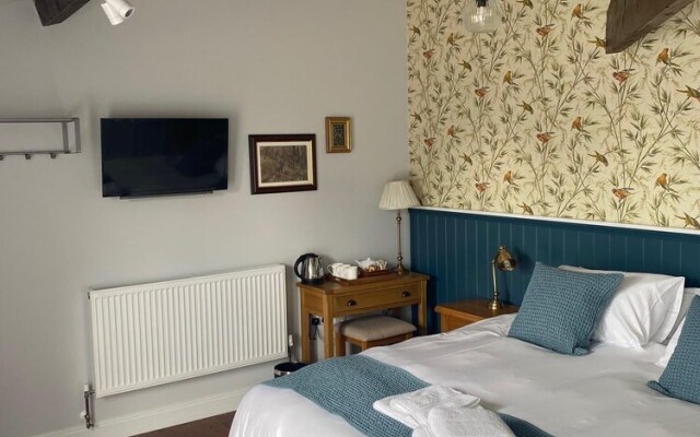 Three Bishops Inn