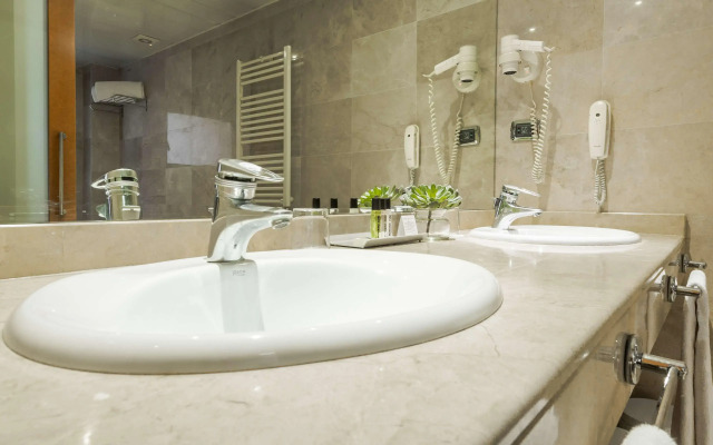 Aparthotel Mariano Cubi Barcelona