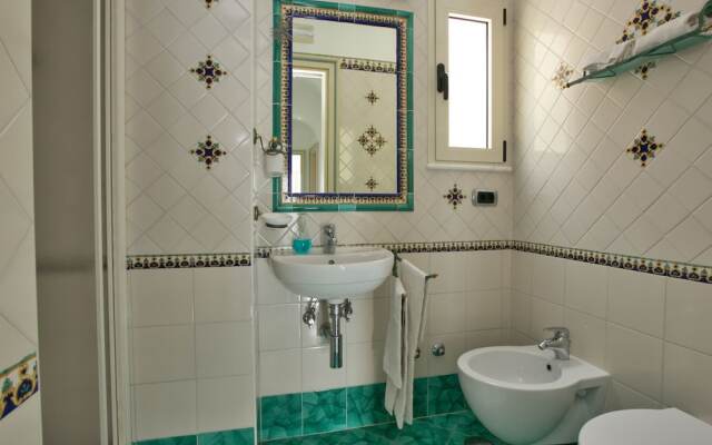 Apartment near Praia with Large Terrace & Spectacular Views