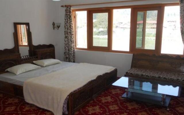 Hotel Royale Jannat