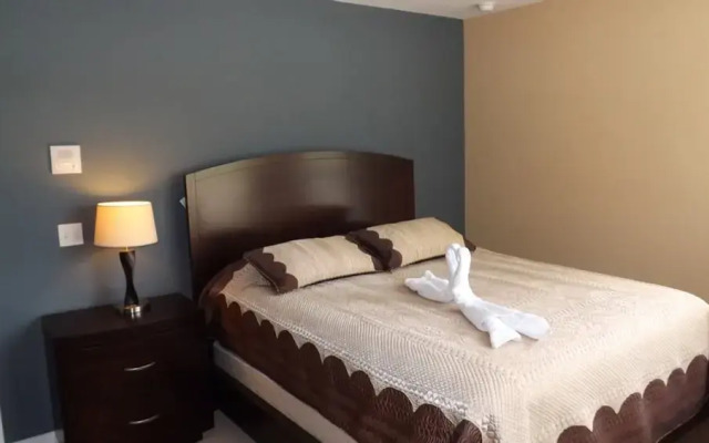 Compass Bay 5157