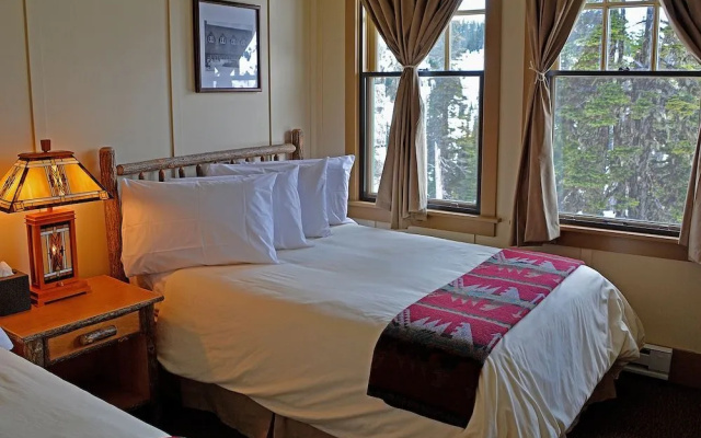 Paradise Inn