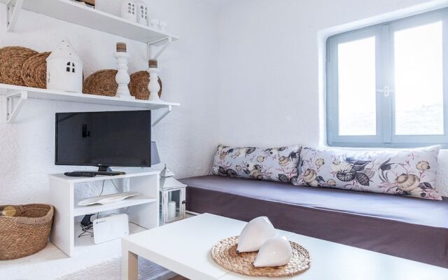 Oasis Suite Mykonos by Angels Group