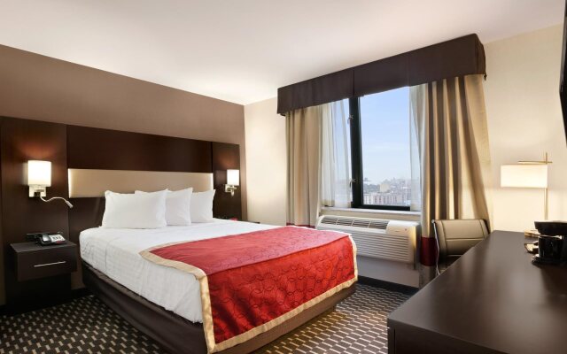 AirTrain Plaza Hotel JFK Airport