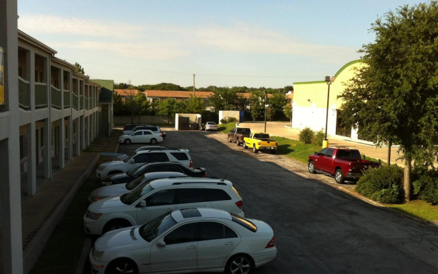 Americas Best Value Inn Arlington