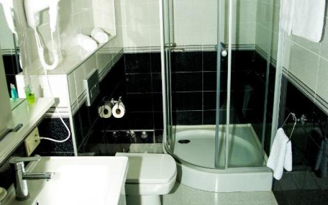 Hotel Grand