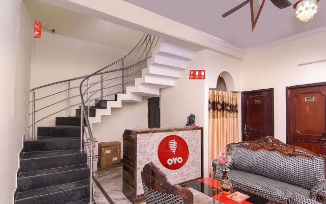 OYO 12338 Hotel Venus Inn