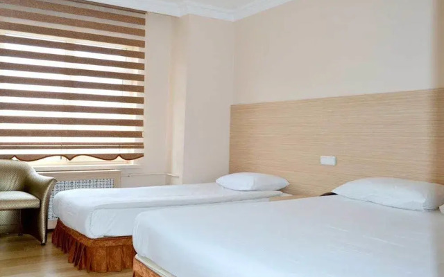 Qtahya Hotel