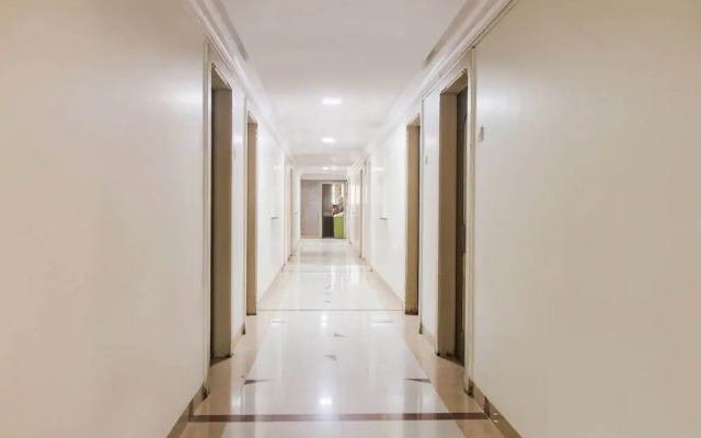 Hotel Dhiraj by OYO Rooms