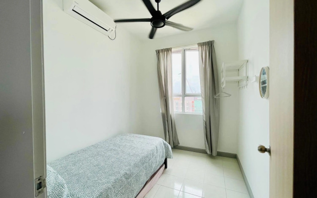 New Unit Seaview Families Suite - Purple Paradise