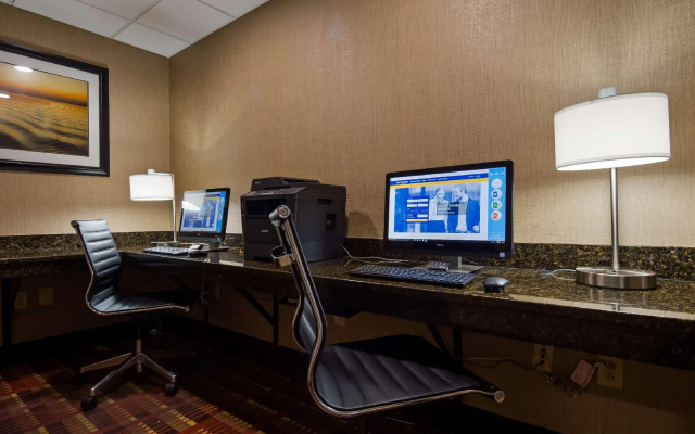 Best Western Plus Belle Meade Inn & Suites
