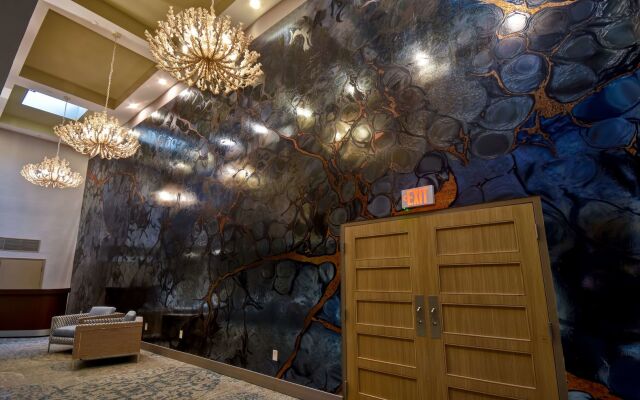 DoubleTree by Hilton Virginia Beach Oceanfront South