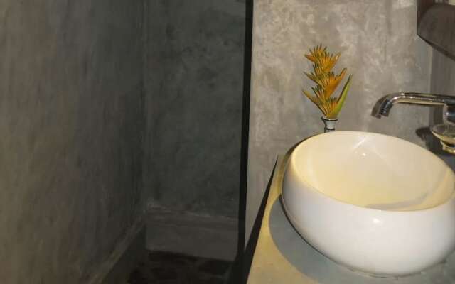 Villa Water Lily