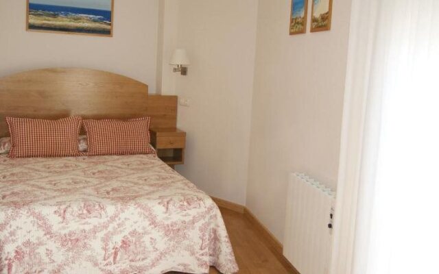 Hostal Isabel Sanxenxo