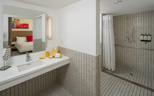 Royal Palm South Beach Miami, a Tribute Portfolio Resort