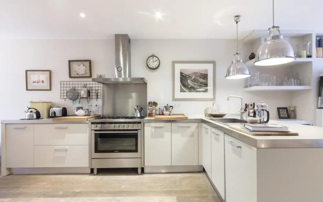 Kensington Place by Onefinestay