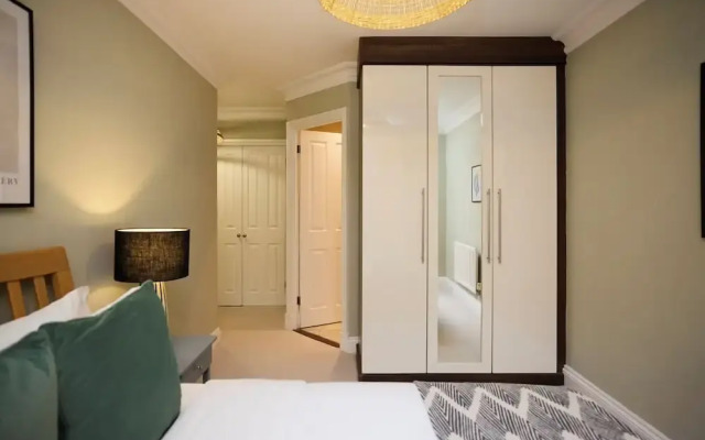 Lapwing Court Retreat