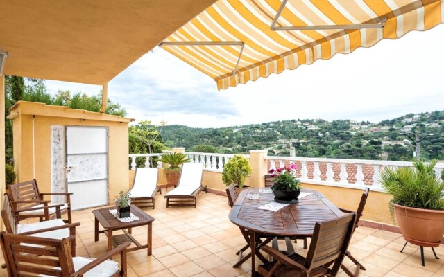 Apartment with 2 Bedrooms in Vidreres, with Wonderful Mountain View, Furnished Terrace And Wifi - 8 Km From the Beach