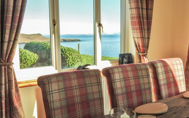 10a Aurora Bay Flodigarry, Portree