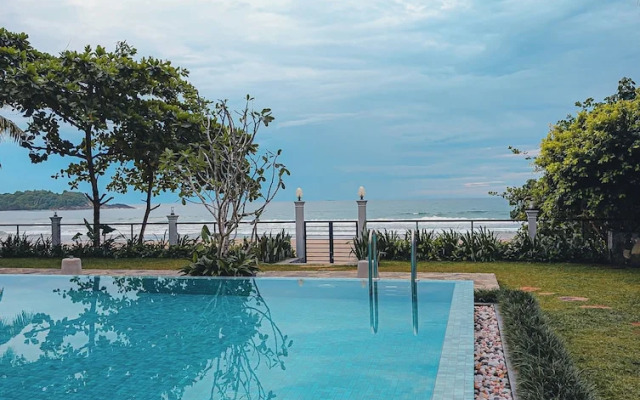 Ivory Resort Dikwella