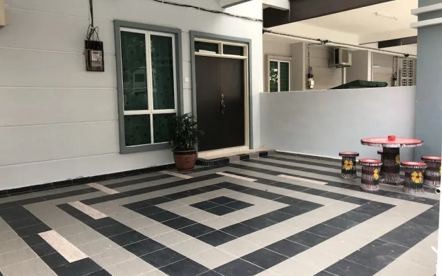 Langkawi Shell Out Villa