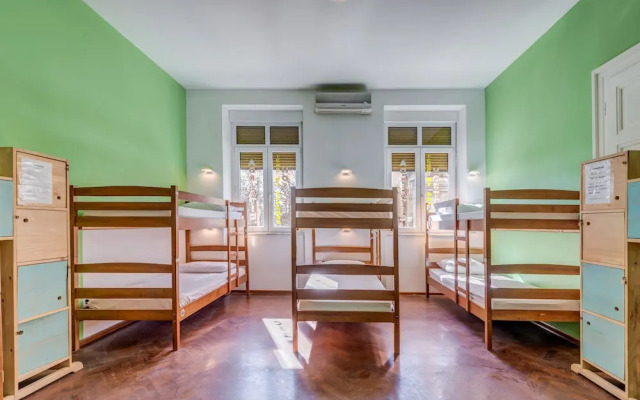 Hostel Colors of Adriatic - Youth Only