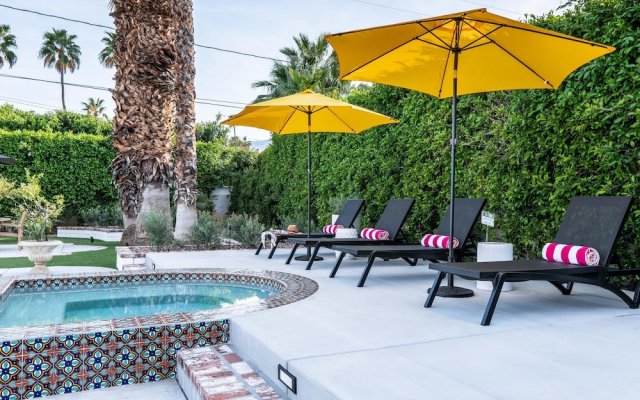 Mariposa on San Lorenzo