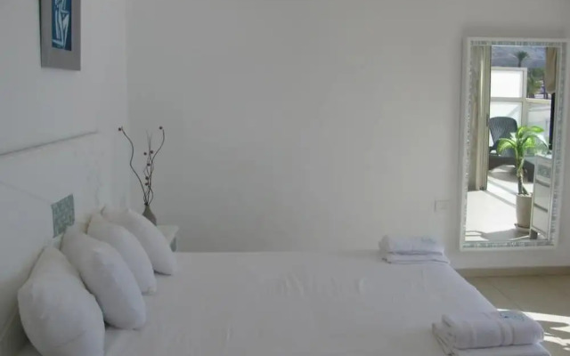 Coral Beach Pearl Guest House